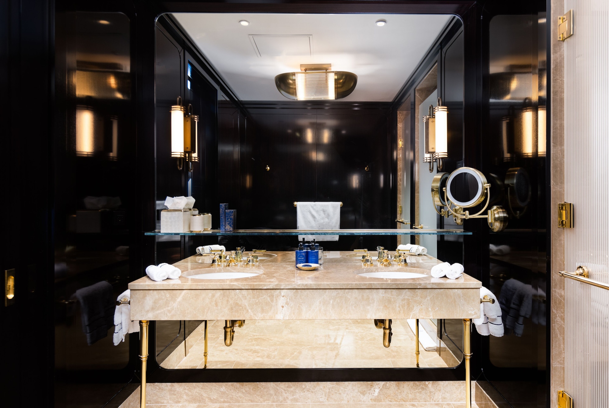 جناح جونيور بسرير كينج بإطلالة على المدينة، Casa Cipriani New York 2/10