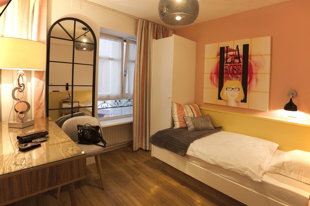 Hotel Roses Ex Hotel Aux Trois Roses 50/70