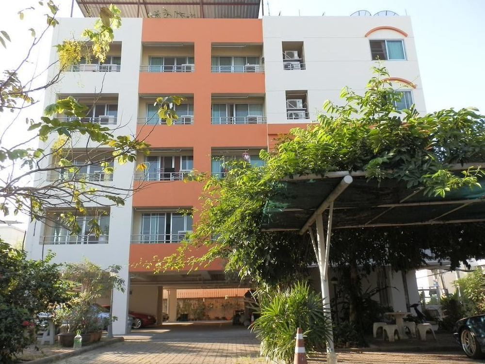 Sandy Serviced Apartment 10/62