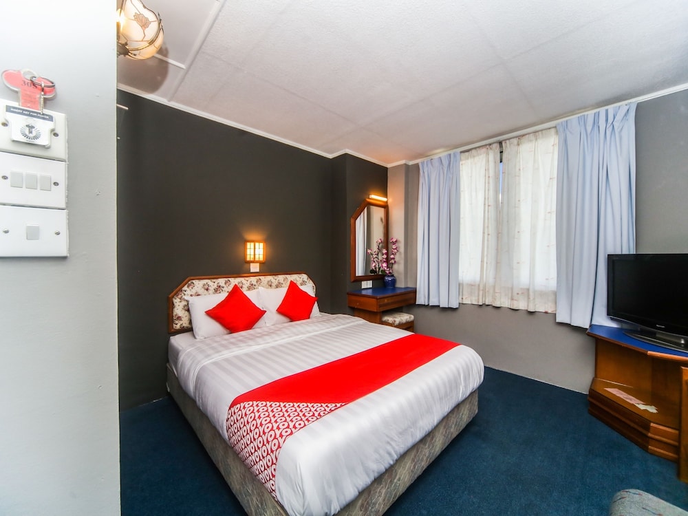 Oyo 1026 Hotel Lutana 21/39