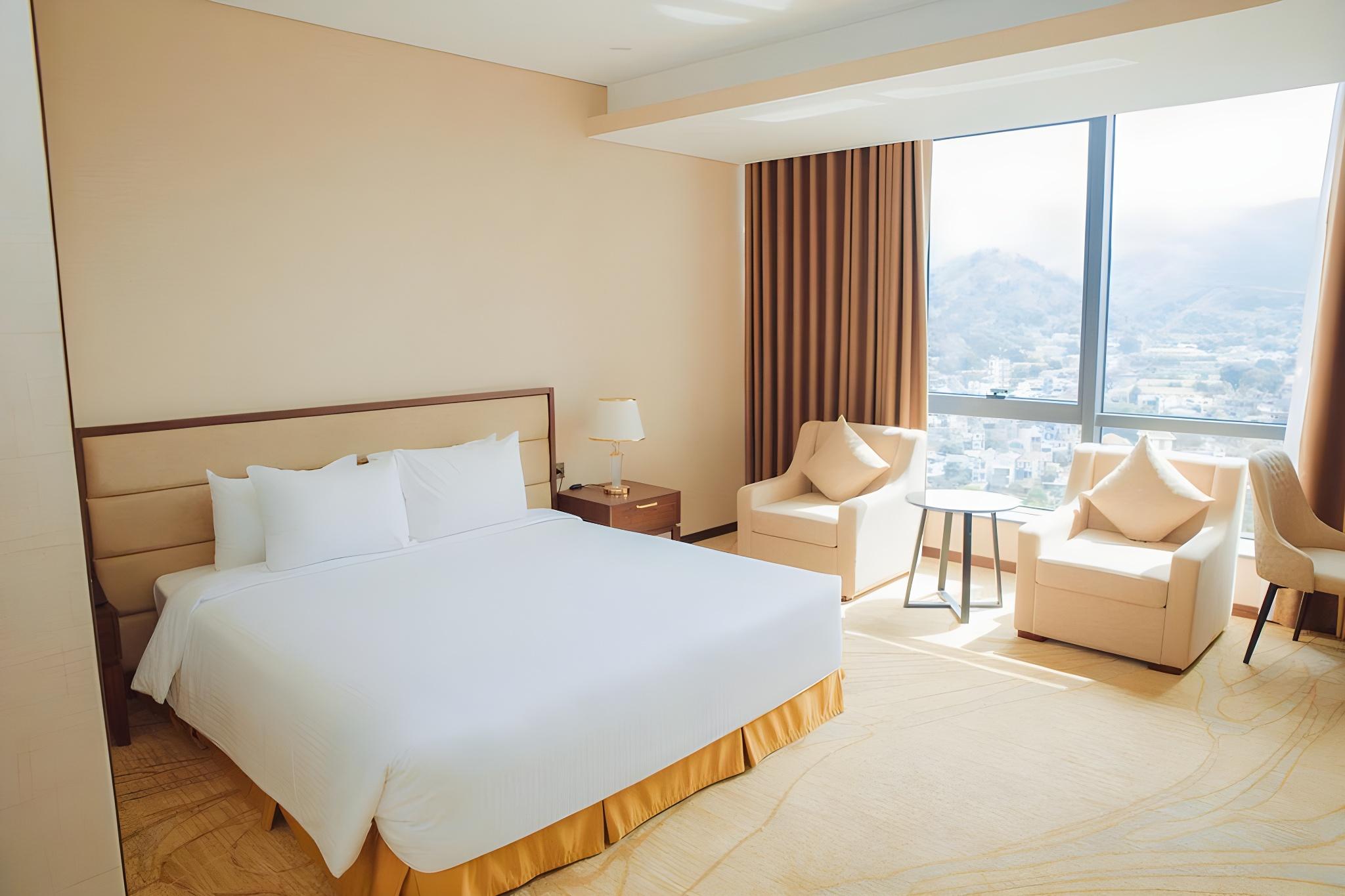 Premium, Deluxe, King Bed