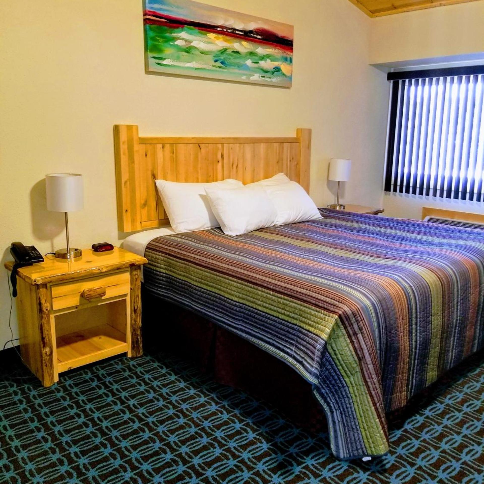 Round Barn Lodge 10/50