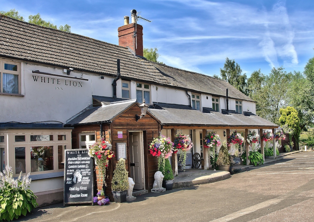 The White Lion Inn 3/48
