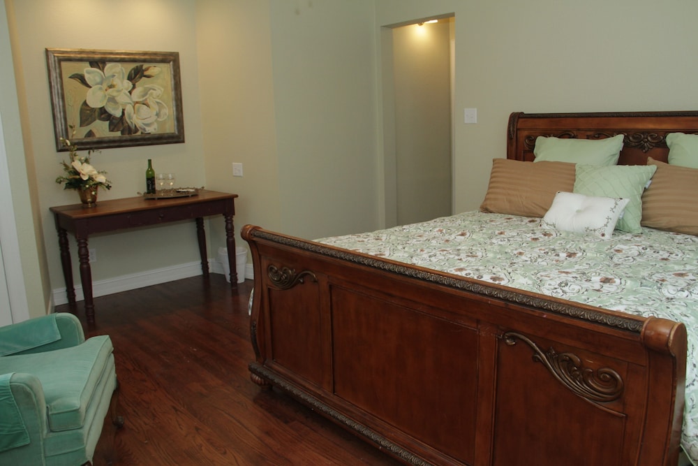 The Oaks Bed and Breakfast 16/60