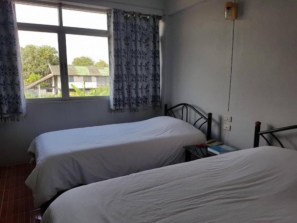 Pattha Hotel 8/27