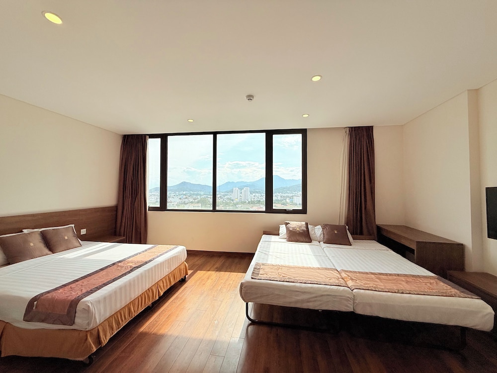 1 BEDROOM, DELUXE, QUADRUPLE, CITY VIEW