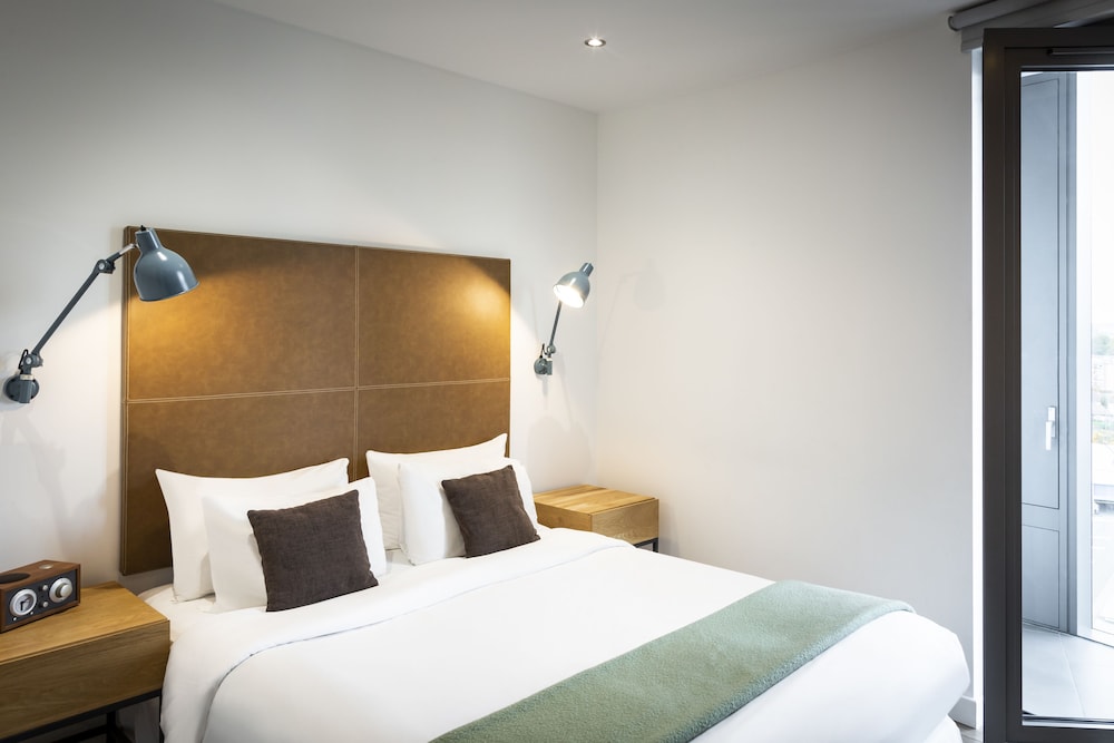 1 BEDROOM, APARTMENT