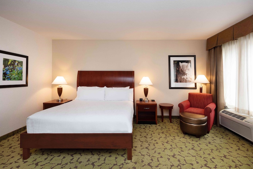 Hilton Garden Inn Bloomington, IN 26/78