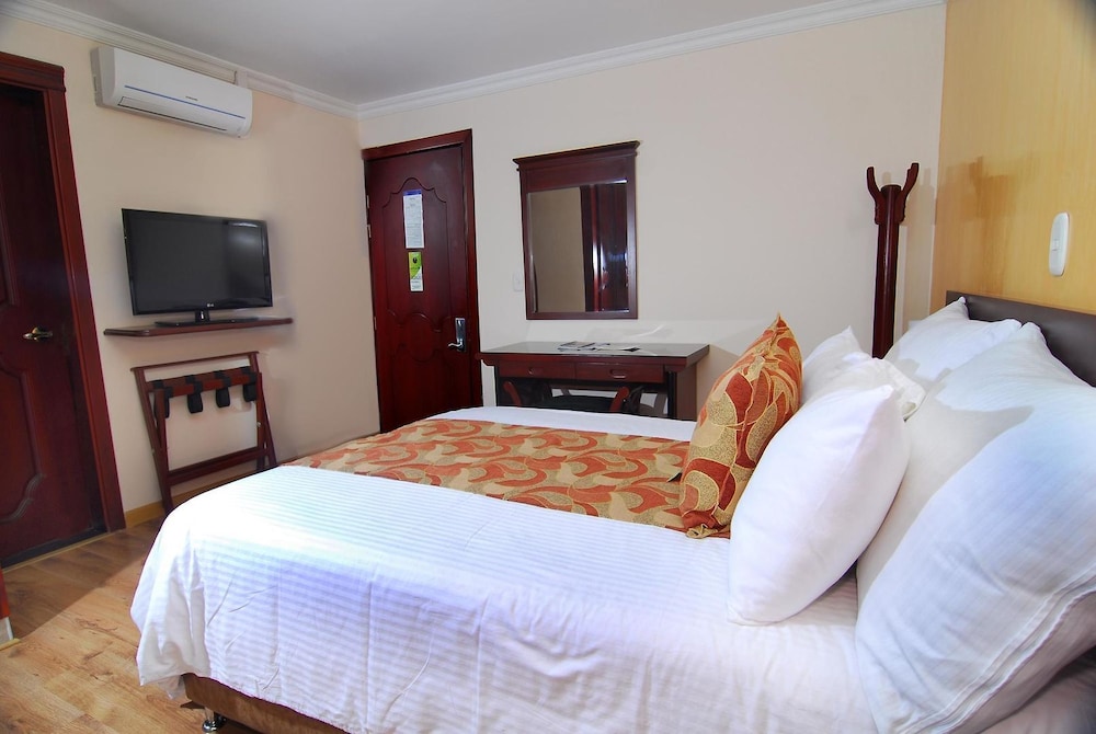 Luxor Plaza Hotel Pereira 16/50