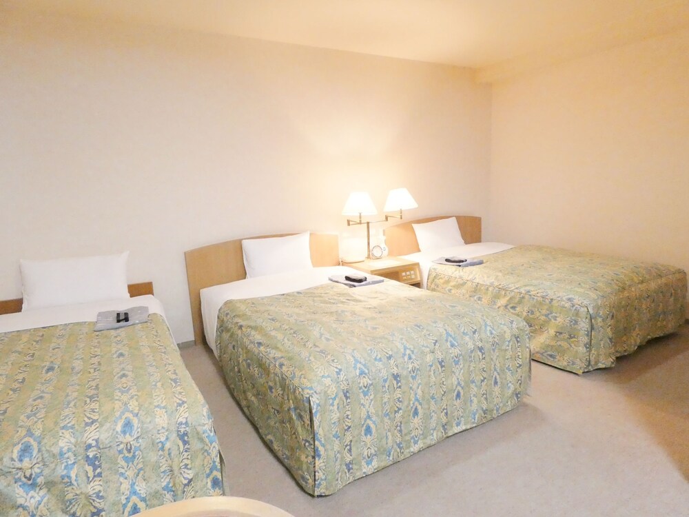 Urban Hotel Sanko 5/25