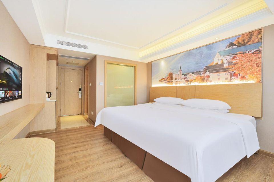 Deluxe, Suite