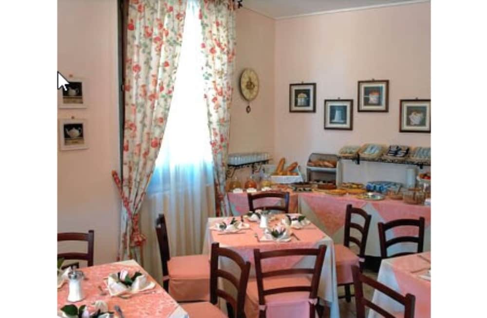 Villa Raffaello Park Hotel 38/60