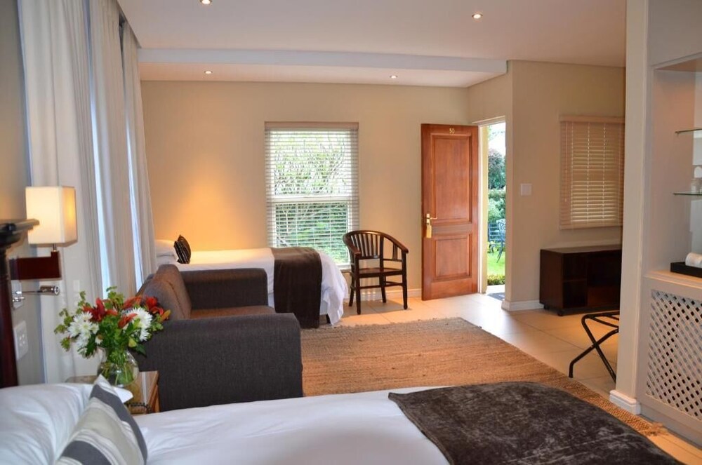 Lemoenkloof Guest House 38/50