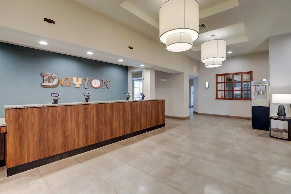 Drury Inn and Suites North Dayton 2/50