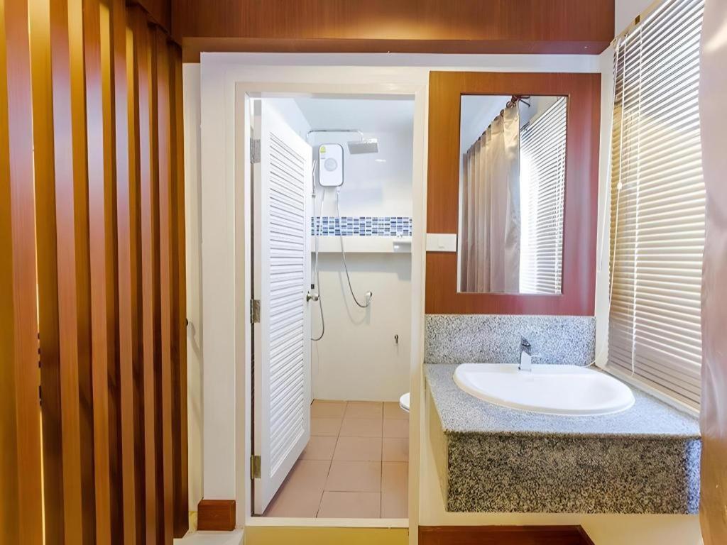 Orchid Residence Nakhon Si Thammarat 50/52