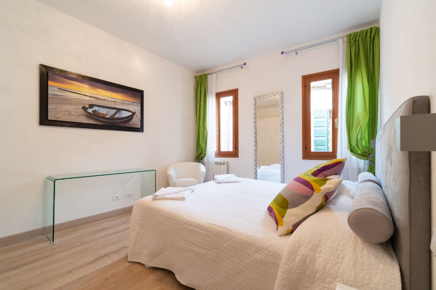 3 BEDROOMS, APARTMENT, ANNEX