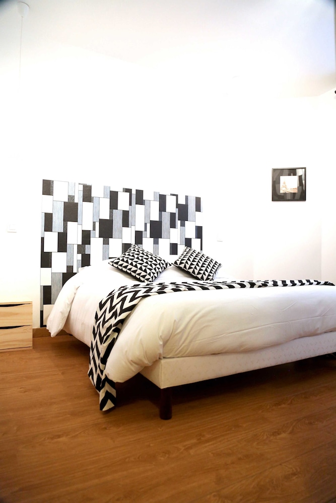 Maison Urbaine in PARIS