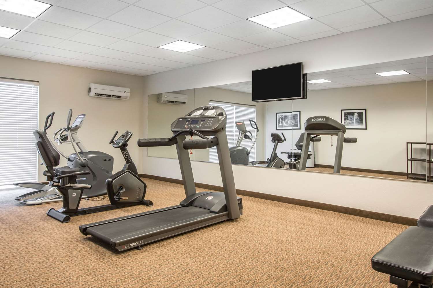 Sleep Inn & Suites Meridian - Bonita Lakes 21/39