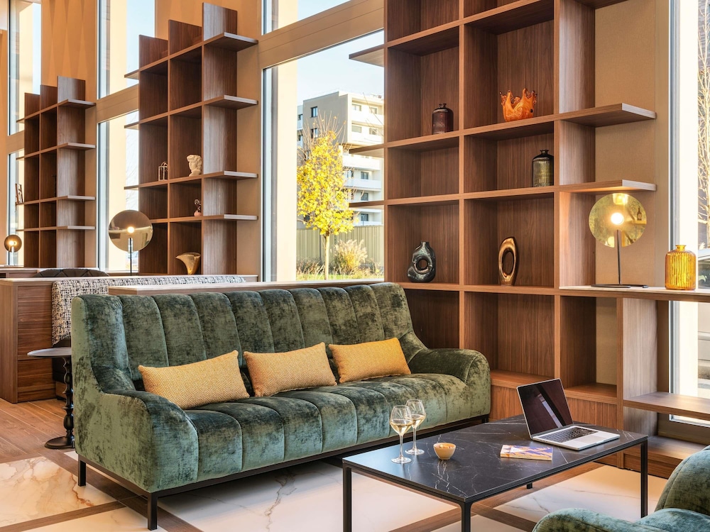 Mercure Acheres St Germain en Laye 32/50