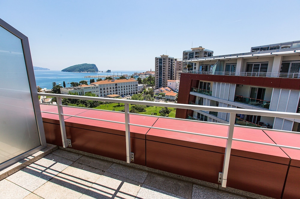 Hotel TQ Plaza Budva 5/47