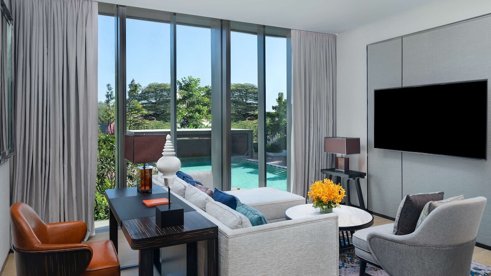 Hyatt Regency Phnom Penh 52/72