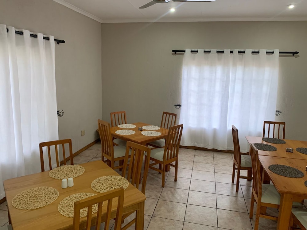 Shingalana Guest House 35/50