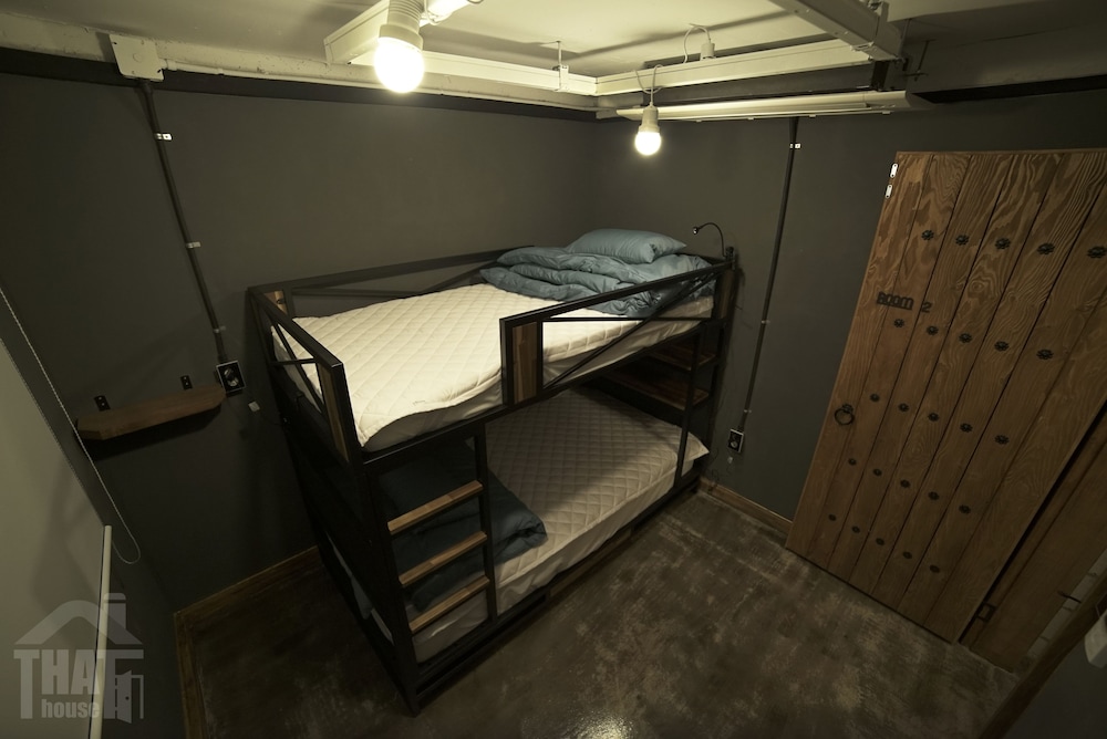 That House - Hostel 27/57