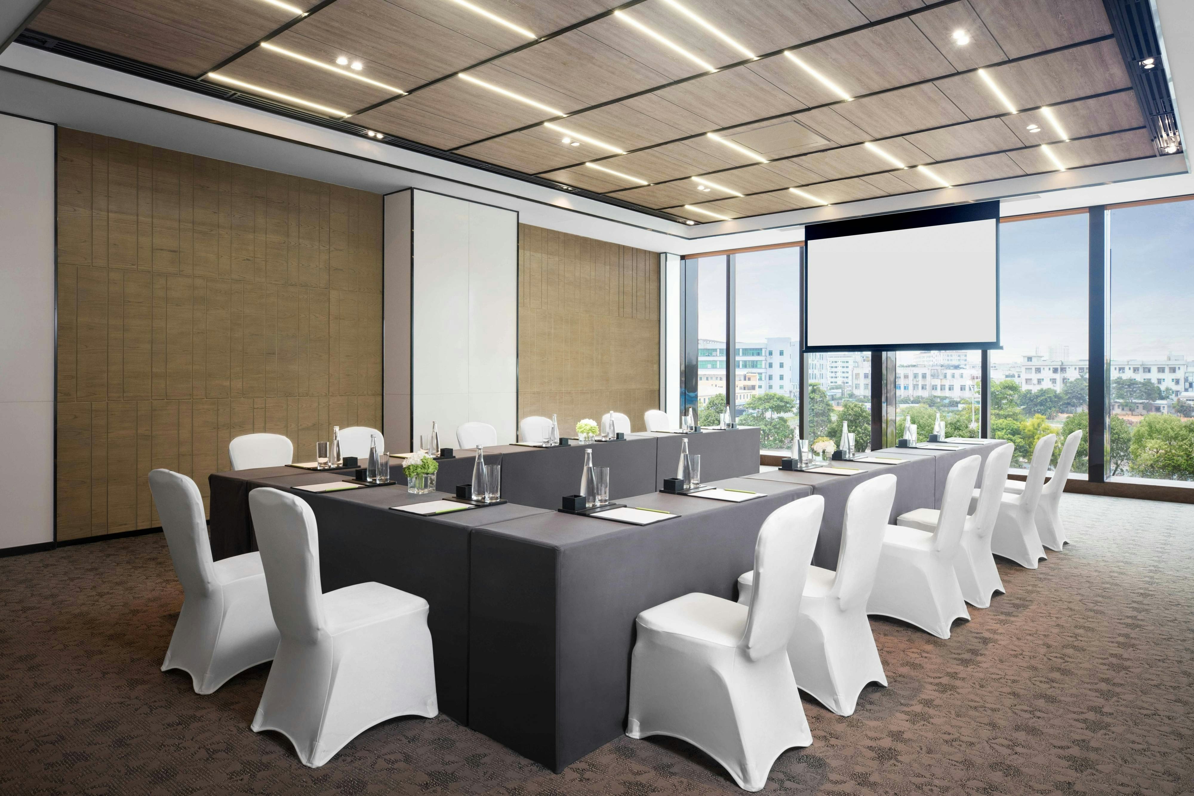 Courtyard By Marriott Shenzhen Bao An 40/45
