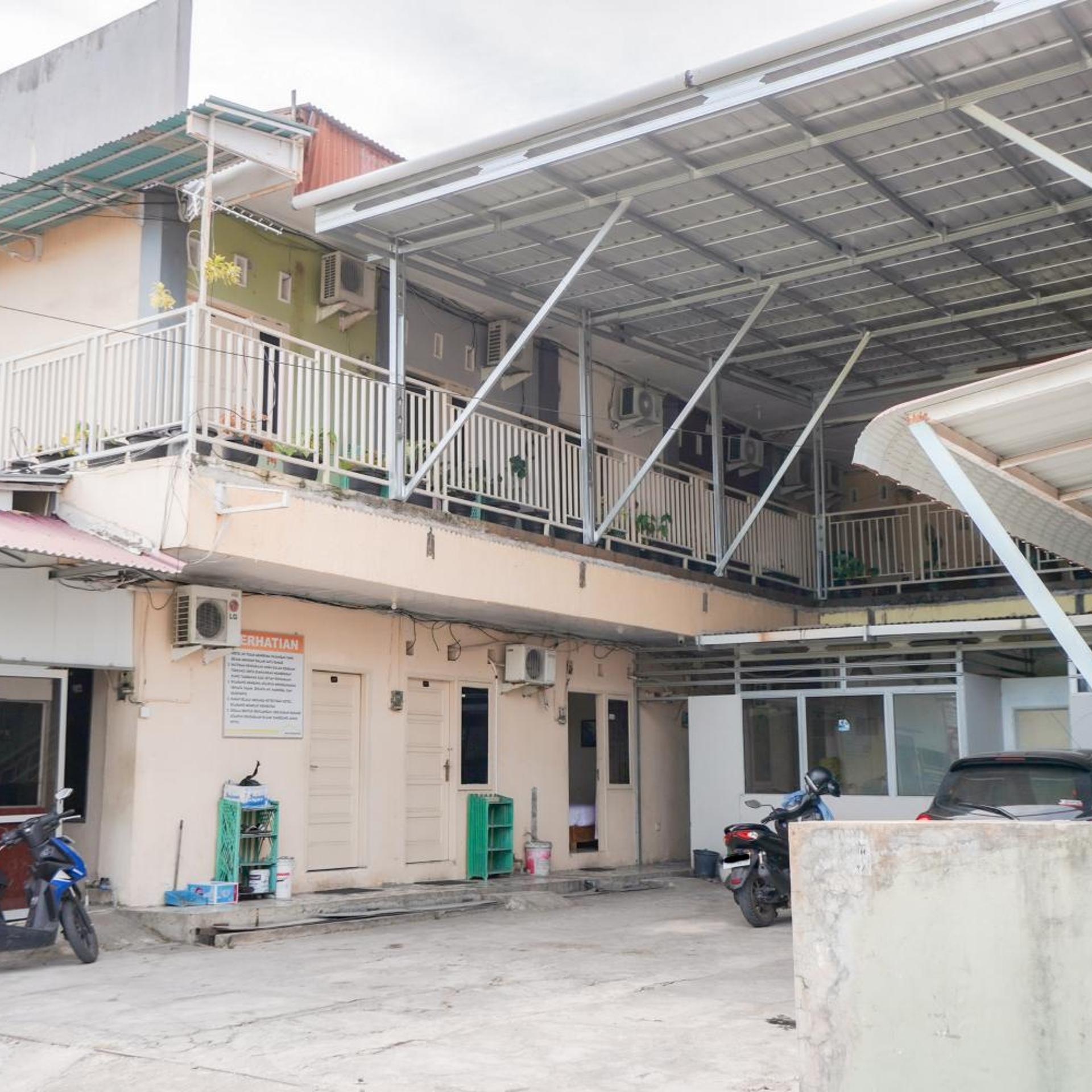 OYO 3907 Mine Residence 33/40