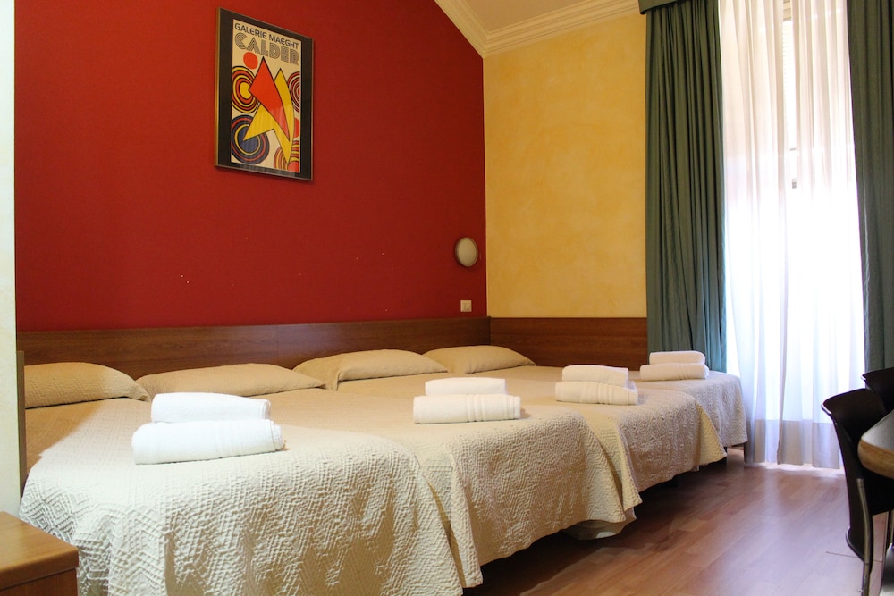 Club Hotel Milan 21/55