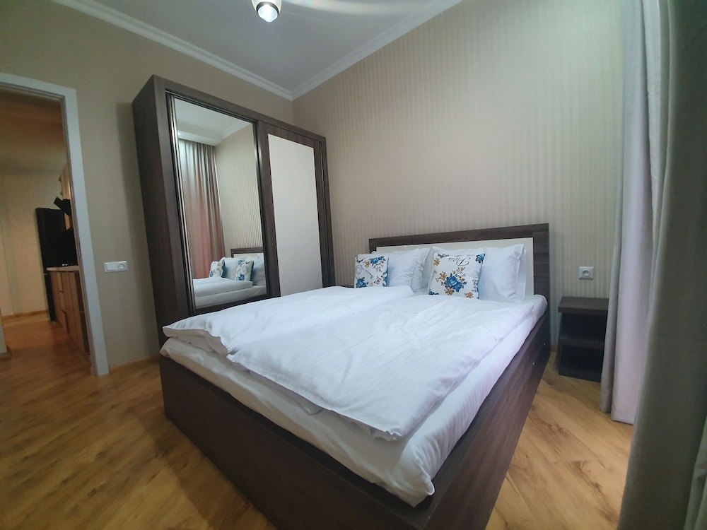 Vazi Aparthotel 10/49
