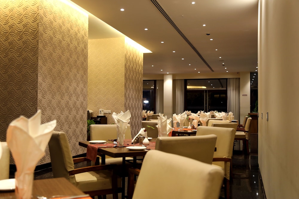 HOTEL EEFA 23/28