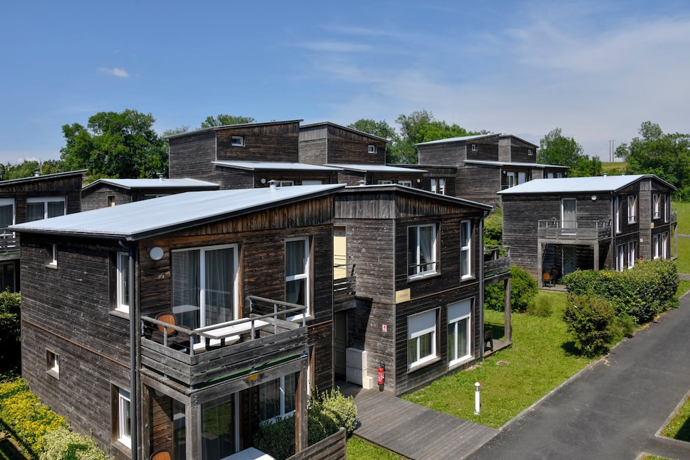 Residence Vacanceole Le Domaine de Saint Orens in MONTREAL DU GERS