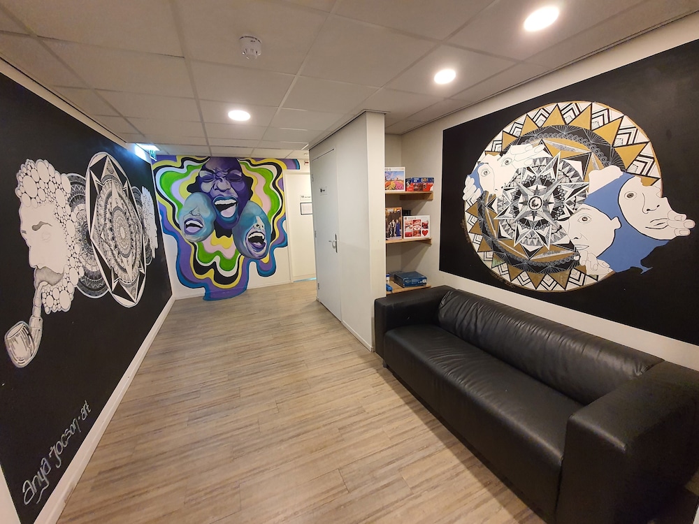Dutchies Hostel 37/50