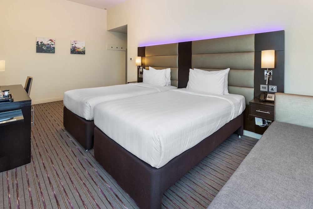 Premier Inn Dubai Ibn Battuta Mall 18/36