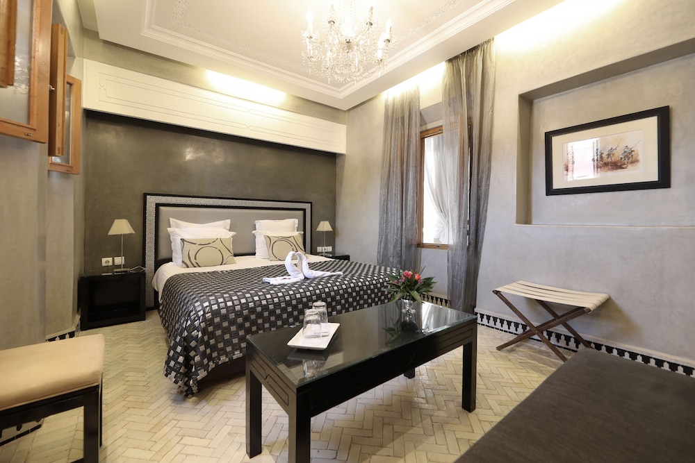 Riad L Etoile D Orient 67/75