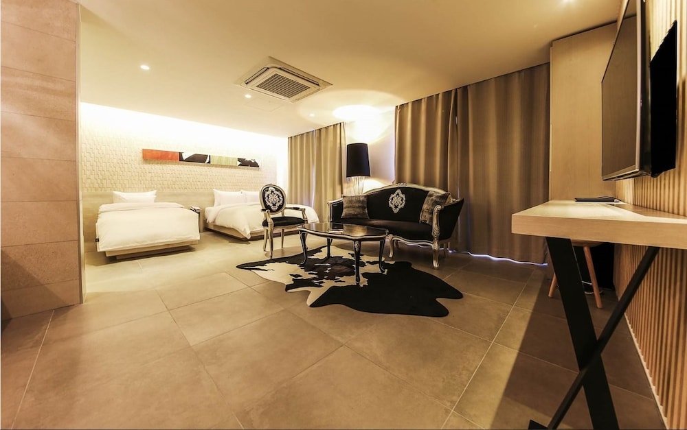 Hotel Lassa 53/66