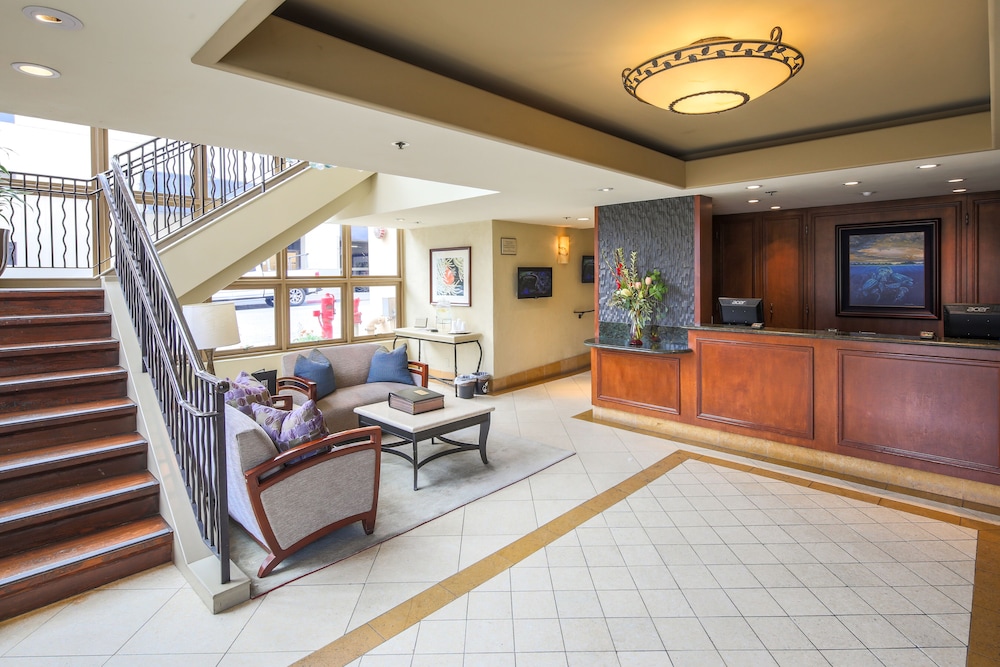 Monterey Bay Inn 7/44