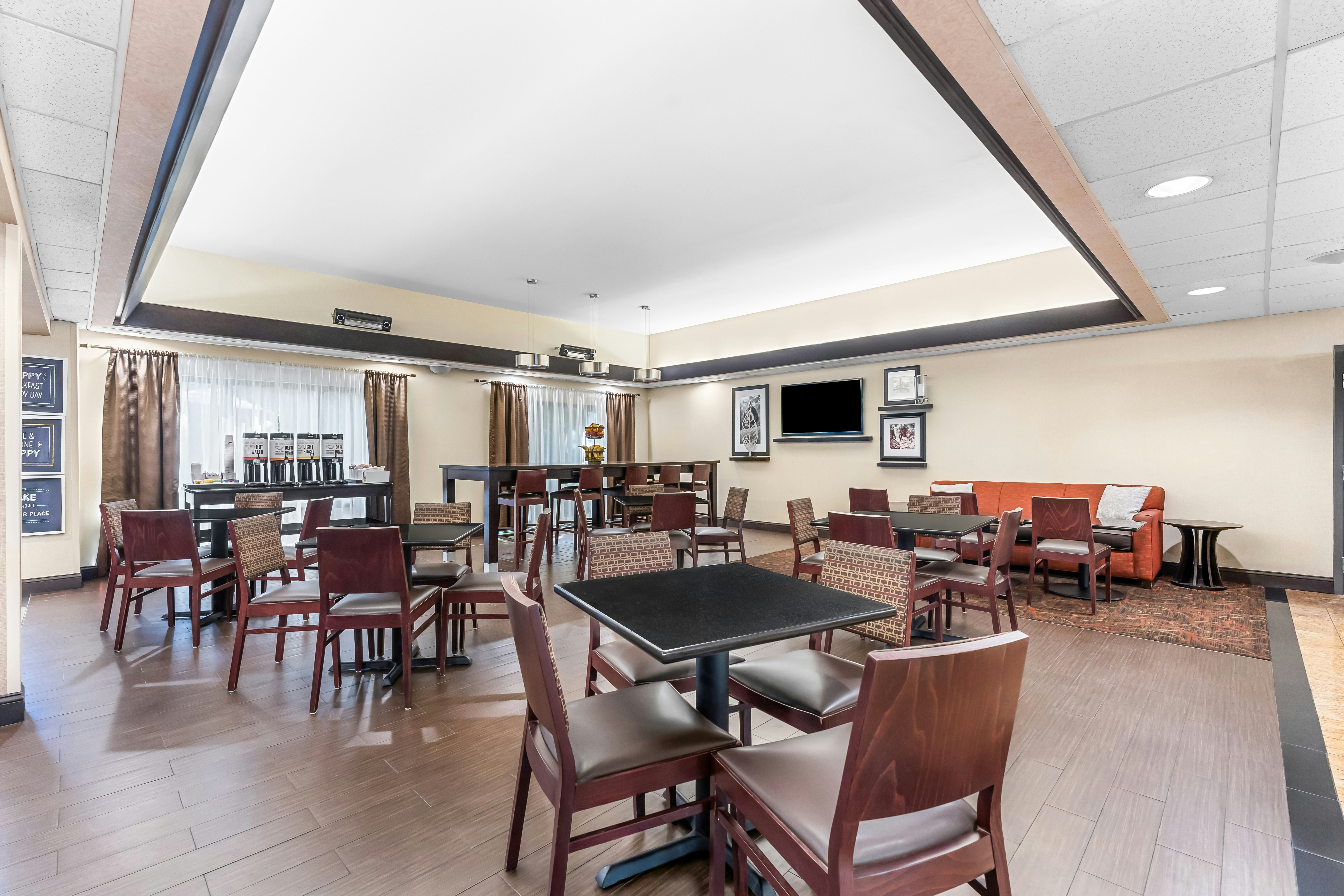 Hampton Inn Stroudsburg Poconos 31/45