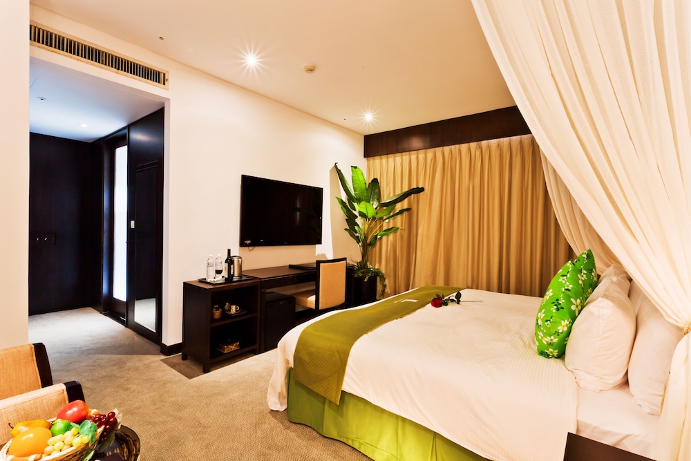 The Loft Seaside Suites 34/72