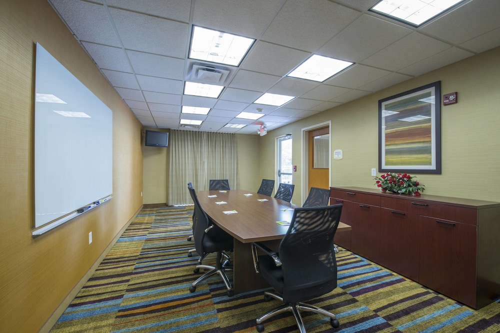 Fairfield Inn Suites By Marriott Hinesville Fort Stewart 39/50