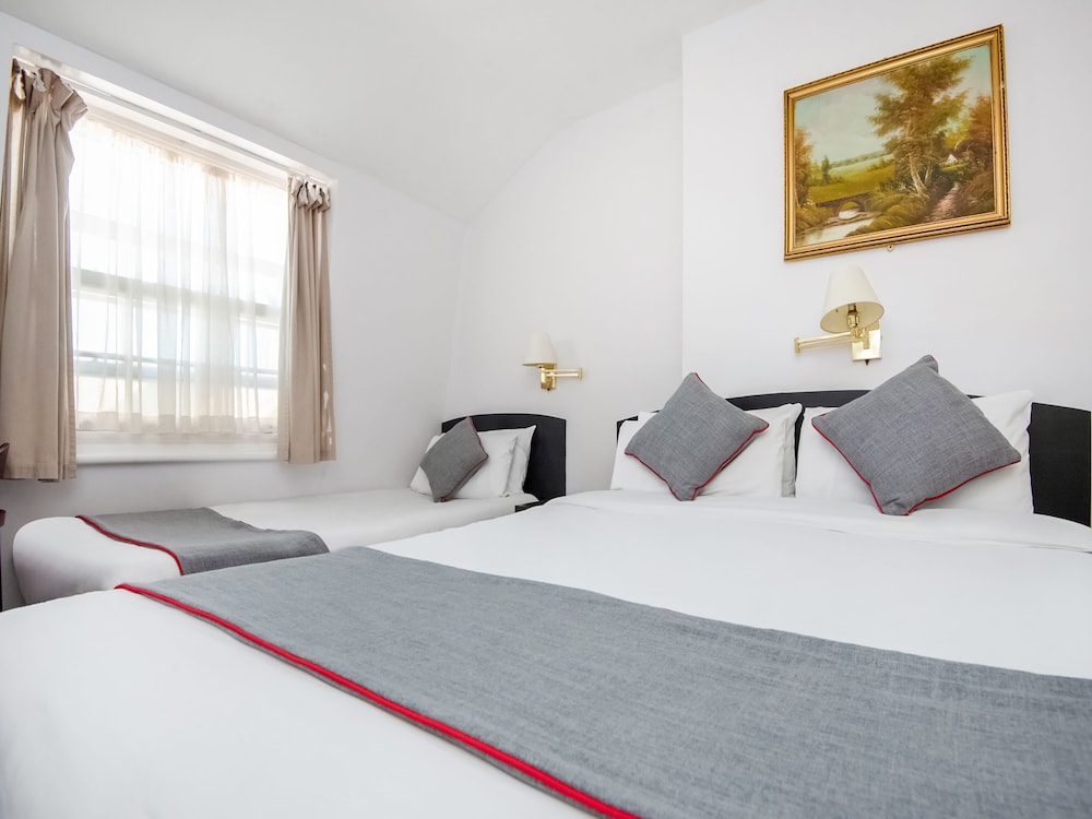 St Georges Hotel Pimlico 16/48