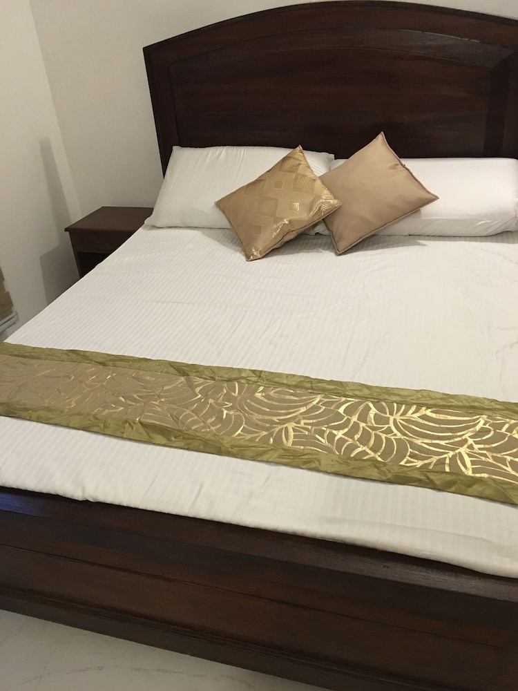 STANDARD, DOUBLE BED, PRIVATE BATHROOM