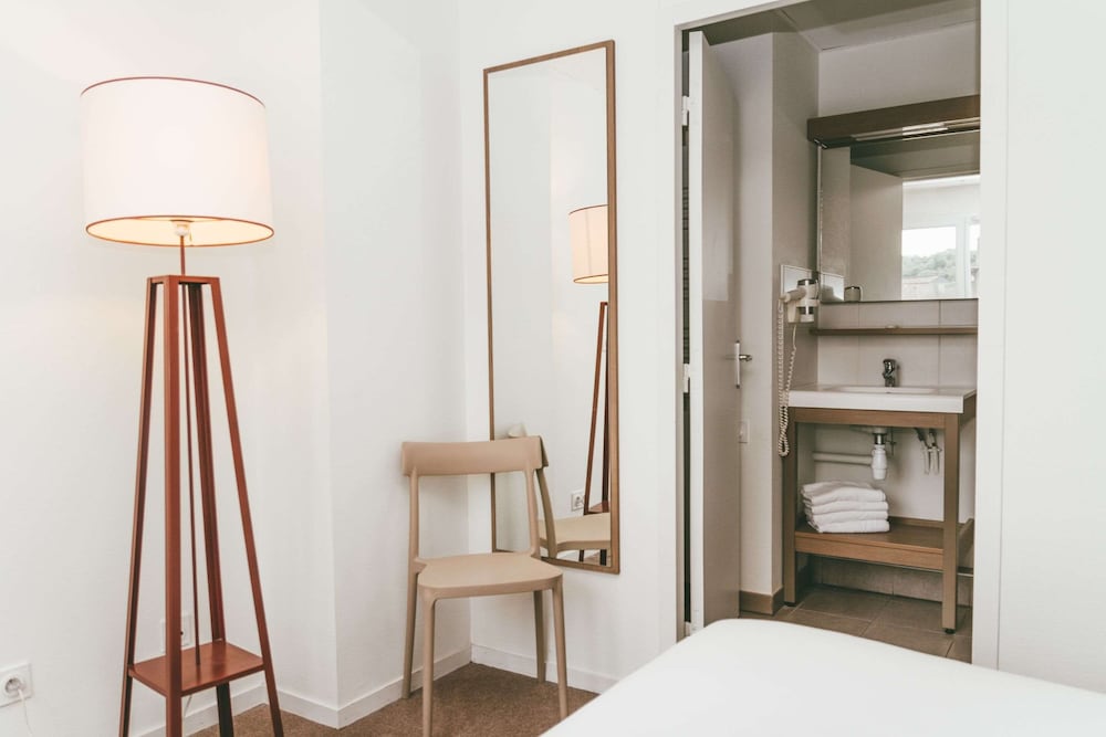 Appart Hotel Terres de France Quimper 25/76