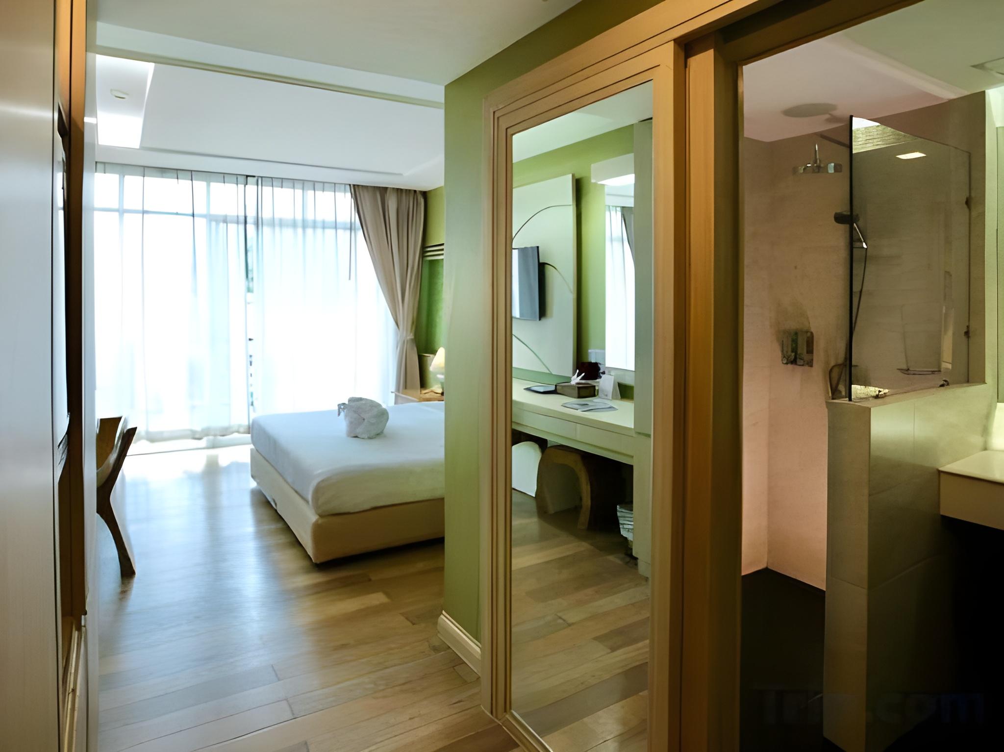 Deluxe, 2 Double Beds, Pool Terrace