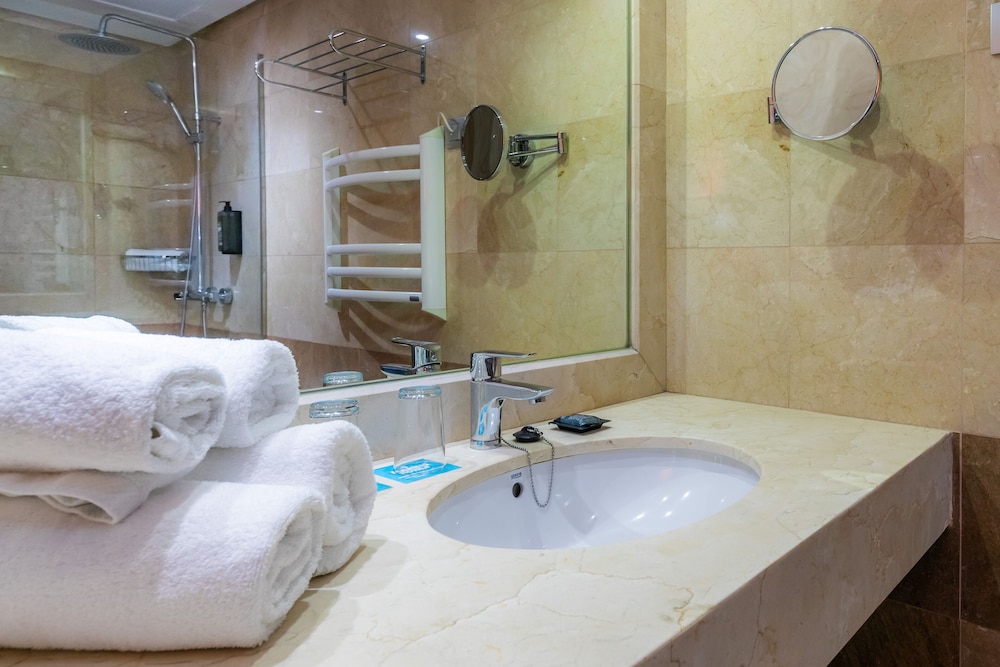 Marins Beach Club Adults Only 49/50