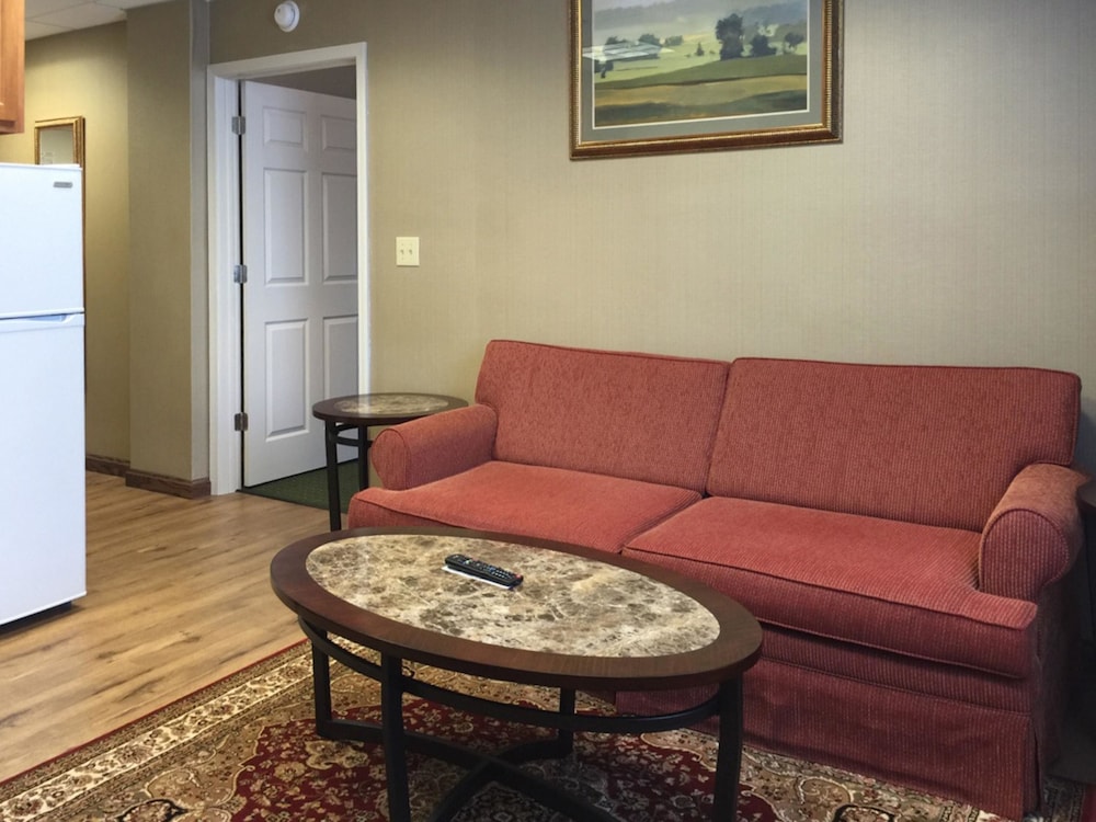 Quality Inn & Conference Center Franklin Downtown PA 34/49