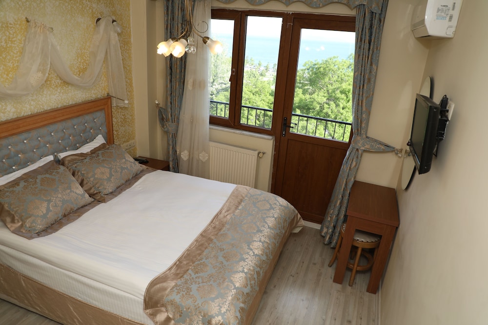 ROOM, DOUBLE BED, SEA VIEW, BALCONY
