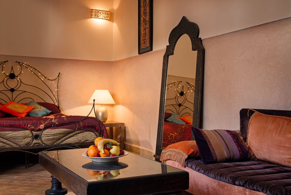 Riad Darhani 4/28