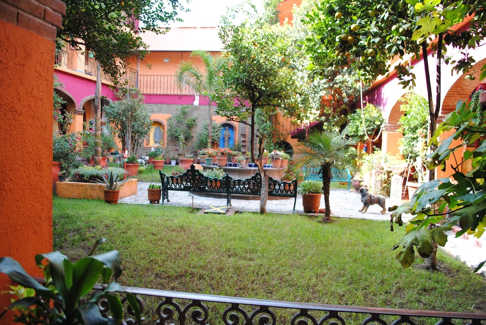Hotel Posada La Casona de Cortes 66/72